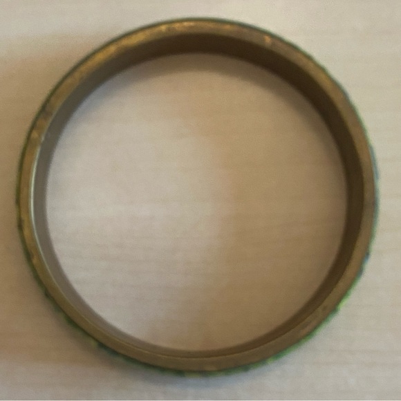 Green Bangle 1 - Picture 5 of 9